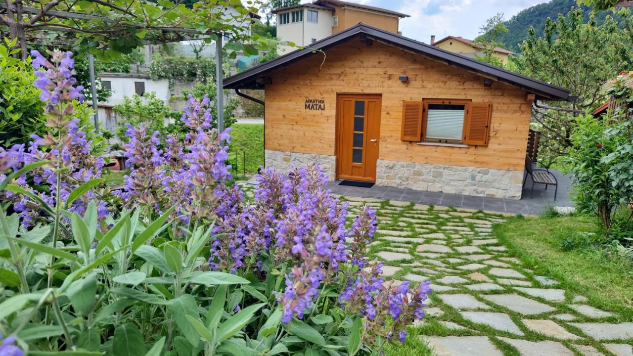 Apartma Mataj โคบาริด ภายนอก รูปภาพ
